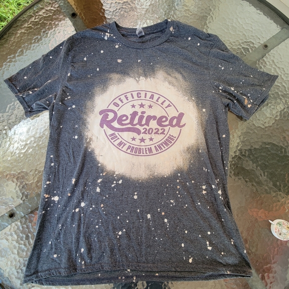 Gildan Gray Retired 2022 Short Sleeve Tee Size XL - Picture 1 of 3